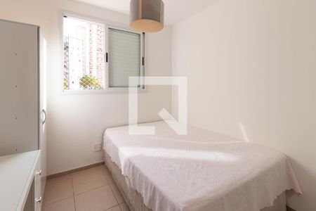 Apartamento à venda com 2 quartos, 55m² em Jardim Ester Yolanda, São Paulo