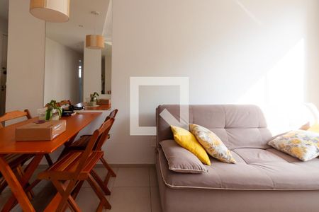 Apartamento à venda com 2 quartos, 55m² em Jardim Ester Yolanda, São Paulo