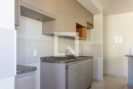 Cozinha de apartamento para alugar com 2 quartos, 51m² em Morumbi, Uberlândia