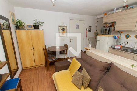 Sala de apartamento à venda com 2 quartos, 35m² em Sarandi, Porto Alegre