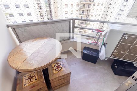 Varanda de apartamento para alugar com 2 quartos, 56m² em Sumarezinho, São Paulo