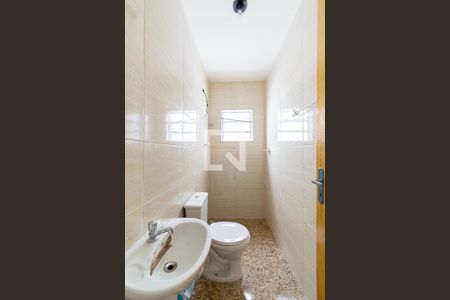 Banheiro de casa para alugar com 2 quartos, 65m² em Vila Campestre, São Paulo