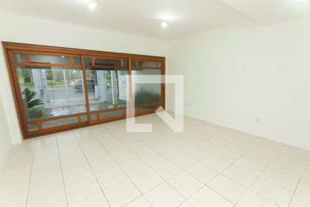 Garagem de casa à venda com 3 quartos, 258m² em Sarandi, Porto Alegre