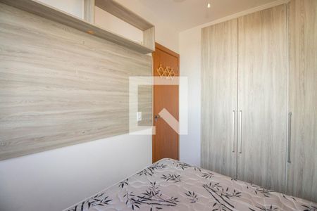 Quarto 1 de apartamento para alugar com 2 quartos, 43m² em Morro Santana, Porto Alegre