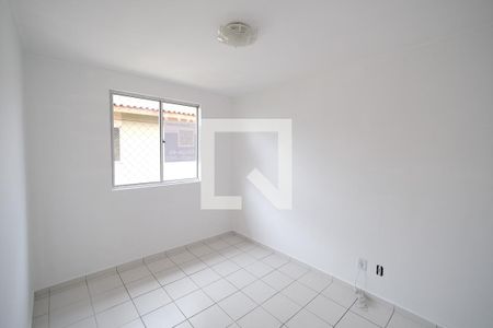Quarto 1 de apartamento para alugar com 2 quartos, 42m² em Colônia Rio Grande, São José dos Pinhais