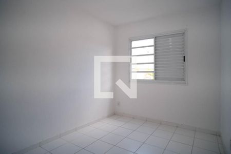 Quarto 2 de apartamento para alugar com 2 quartos, 45m² em Vila Silvia, São Paulo