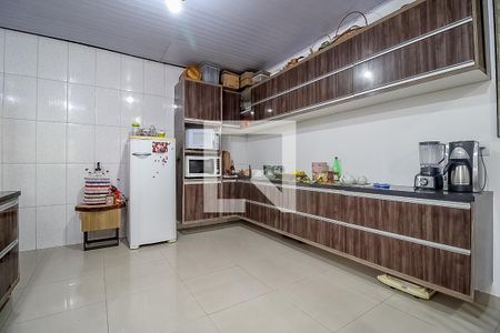 Sala/Cozinha de casa de condomínio à venda com 2 quartos, 109m² em Guajuviras, Canoas
