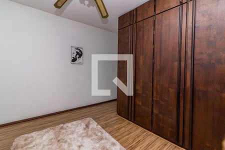 Dormitório de casa à venda com 5 quartos, 800m² em Cristal, Porto Alegre