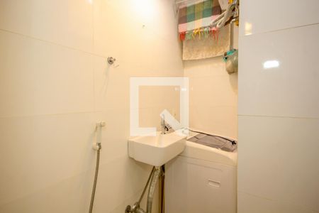 Banheiro Social  de apartamento à venda com 1 quarto, 30m² em Copacabana, Rio de Janeiro