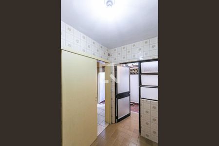 Cozinha de apartamento à venda com 1 quarto, 30m² em Jardim Botânico, Porto Alegre