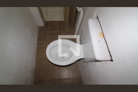 Banheiro de casa para alugar com 1 quarto, 25m² em Olímpico, São Caetano do Sul