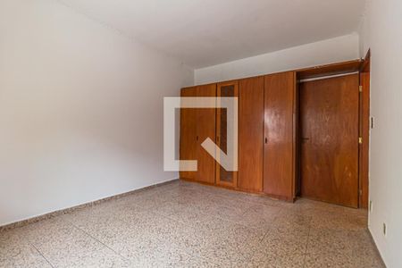 Quarto 1 de casa para alugar com 2 quartos, 80m² em Vila Pires, Santo André