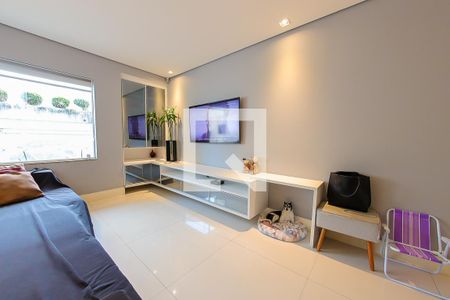 Sala de casa à venda com 4 quartos, 420m² em Jardim Santa Clara, Guarulhos
