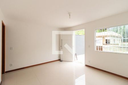 Sala de casa para alugar com 2 quartos, 173m² em Campo Grande, Rio de Janeiro