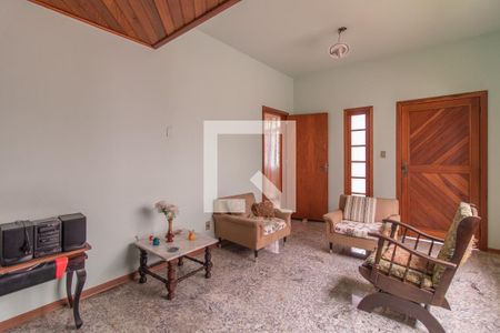 Sala de casa à venda com 4 quartos, 175m² em Partenon, Porto Alegre