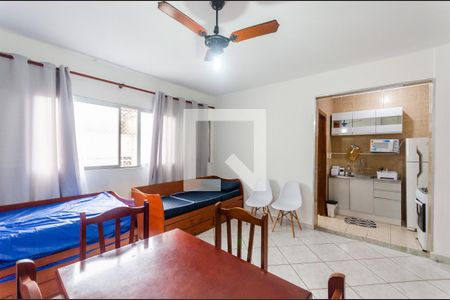 Sala e quarto de kitnet/studio para alugar com 1 quarto, 40m² em Itararé, Santos