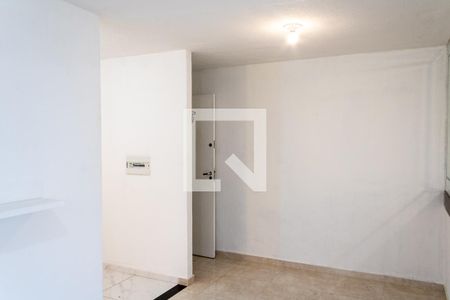 Sala de apartamento para alugar com 2 quartos, 44m² em Campo Grande, Rio de Janeiro