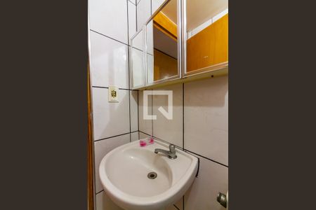 Apartamento à venda com 55m², 2 quartos e 1 vaga Apartamento à venda com 55m², 2 quartos e 1 vagaBanheiro
