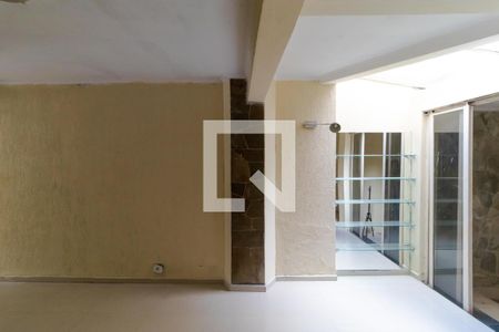 Sala 01 de casa à venda com 3 quartos, 300m² em Centro, Campinas