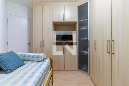 Quarto 1 de apartamento para alugar com 3 quartos, 75m² em Jardim Luanda, São Paulo