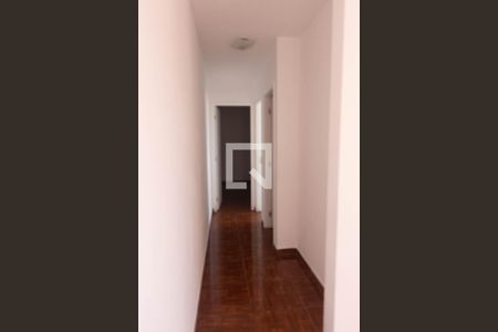Corredor de apartamento para alugar com 2 quartos, 60m² em Jardim Petrópolis, Cotia