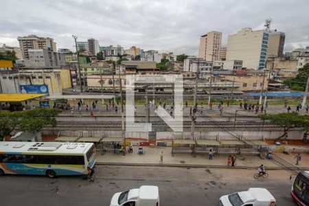 Vista de apartamento para alugar com 3 quartos, 110m² em Vila Meriti, Duque de Caxias