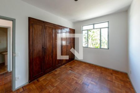 Quarto 1 de apartamento para alugar com 2 quartos, 60m² em Padre Eustáquio, Belo Horizonte