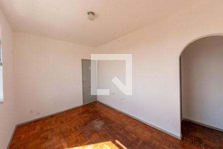 Sala de apartamento para alugar com 2 quartos, 60m² em Padre Eustáquio, Belo Horizonte