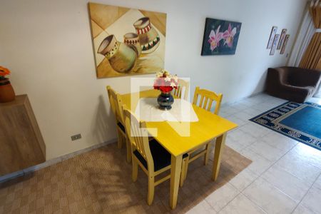 Sala de apartamento para alugar com 2 quartos, 84m² em Vila Tupi, Praia Grande