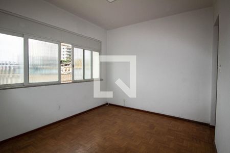 Sala de apartamento para alugar com 2 quartos, 63m² em Jd Vinte E Cinco de Agosto, Duque de Caxias