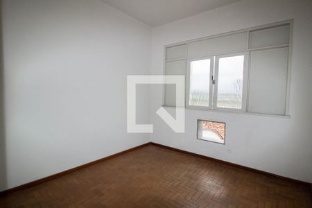 Quarto 1 de apartamento para alugar com 2 quartos, 63m² em Jd Vinte E Cinco de Agosto, Duque de Caxias