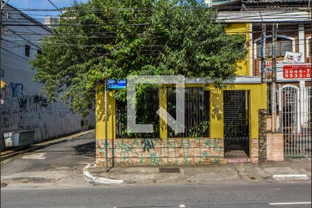 Fachada de casa para alugar com 5 quartos, 195m² em Brooklin, São Paulo