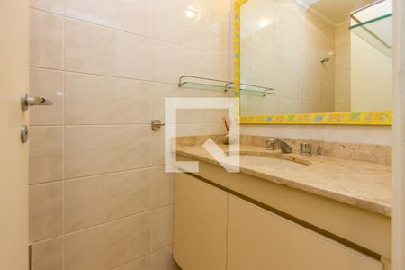 Lavabo de apartamento para alugar com 5 quartos, 330m² em Santo Amaro, São Paulo