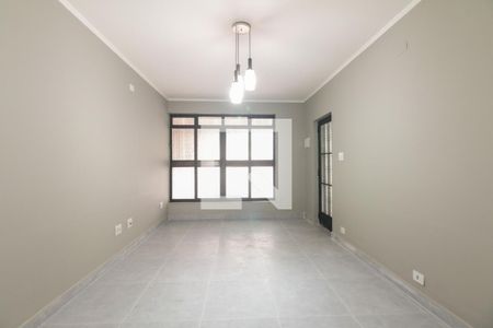 Casa para alugar com 150m², 3 quartos e 2 vagasSala 