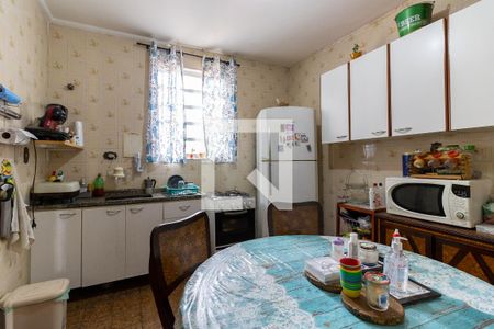 Casa à venda com 280m², 5 quartos e 2 vagas Casa à venda com 280m², 5 quartos e 2 vagasCozinha Casa 1