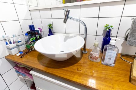 Casa à venda com 280m², 5 quartos e 2 vagas Casa à venda com 280m², 5 quartos e 2 vagasBanheiro Casa 3