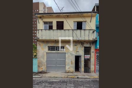 Casa à venda com 280m², 5 quartos e 2 vagas Casa à venda com 280m², 5 quartos e 2 vagasFachada