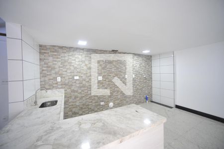 Cozinha de apartamento para alugar com 1 quarto, 100m² em Belém, São Paulo