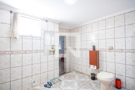 Banheiro da Suíte de casa à venda com 3 quartos, 107m² em Santa Maria, Osasco