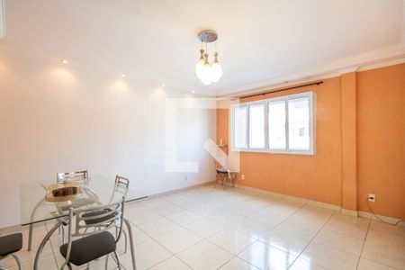 Sala de casa à venda com 3 quartos, 107m² em Santa Maria, Osasco