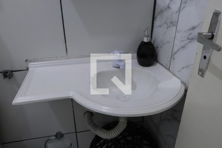 Casa para alugar com 40m², 2 quartos e sem vaga Casa para alugar com 40m², 2 quartos e sem vagaBanheiro