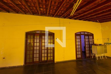 Sacada da Sala de casa à venda com 6 quartos, 350m² em Vila Flórida, Guarulhos