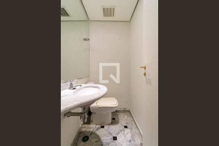 Lavabo de apartamento para alugar com 4 quartos, 223m² em Vila Suzana, São Paulo