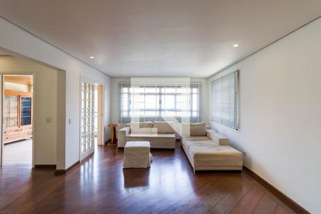 Sala de apartamento para alugar com 4 quartos, 223m² em Vila Suzana, São Paulo