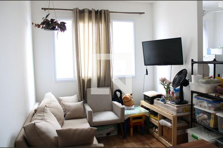 Sala de apartamento à venda com 2 quartos, 43m² em Piraporinha, Diadema