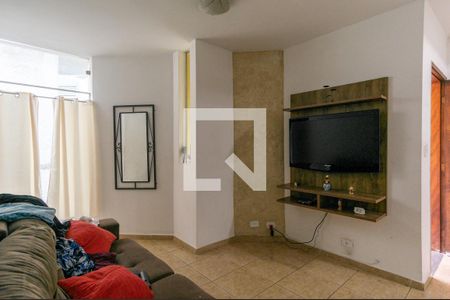 Sala de casa à venda com 3 quartos, 140m² em Jardim Santo Elias, São Paulo