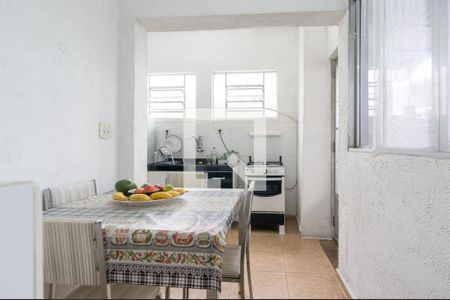 Sala e Cozinha de casa à venda com 1 quarto, 40m² em Jardim Santo Elias, São Paulo