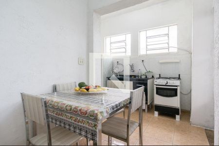 Sala e Cozinha de casa à venda com 1 quarto, 40m² em Jardim Santo Elias, São Paulo