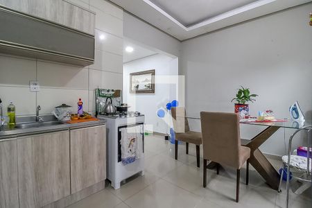 Cozinha de casa à venda com 3 quartos, 113m² em Igara, Canoas