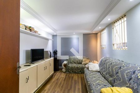 Sala de TV de casa à venda com 3 quartos, 260m² em Vila Nogueira, Campinas